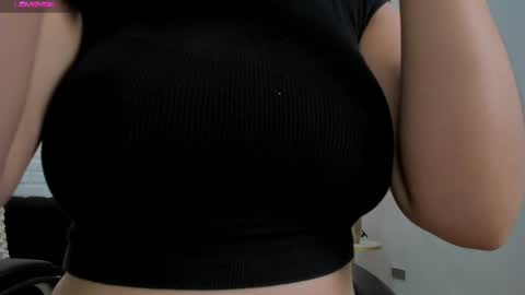 Jenna Olson  online show from February 20, 11:42 am