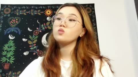 Snapshot of jennatyan chatting on September 22, 1:04 pm JENNA online show from September 22, 1:04 pm
