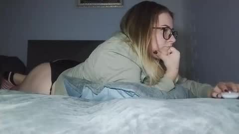 Nicol online show from January 13, 7:10 pm