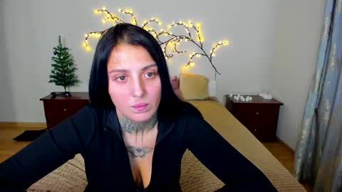 Jenni online show from December 3, 11:29 am