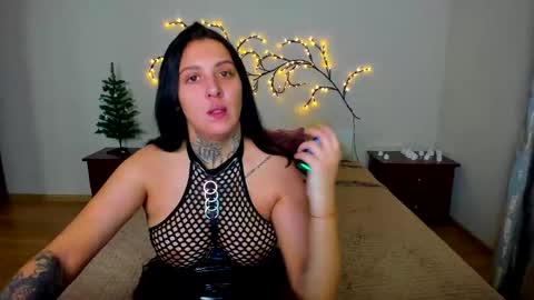 Jenni online show from December 9, 7:28 am