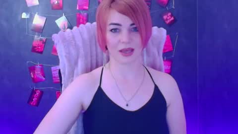 Jennifer online show from March 27, 7:04 pm