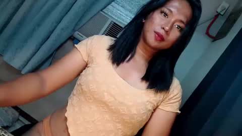 Snapshot of jennifer_licious chatting on October 2, 12:48 pm Jenny online show from October 2, 12:48 pm
