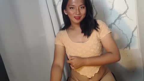 Snapshot of jennifer_licious chatting on September 26, 6:21 am Jenny online show from September 26, 6:21 am