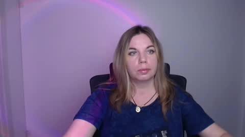 Snapshot of jennifer_moree chatting on September 11, 6:09 pm Jennifer online show from September 11, 6:09 pm