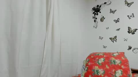 Snapshot of jenniferloveyou chatting on February 11, 10:07 pm jenniferloveyou online show from February 11, 10:07 pm