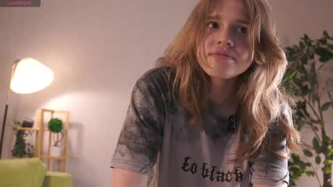 Sofia  online show from April 10, 8:19 am