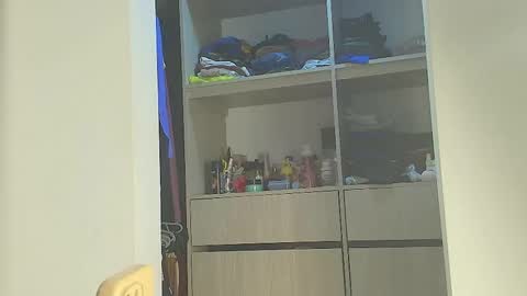 Jenn online show from January 12, 3:02 am