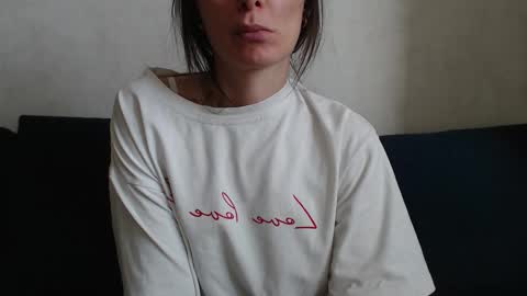 Jenny online show from October 16, 8:14 am