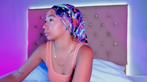 jenny__lawrence online show from January 6, 7:40 pm