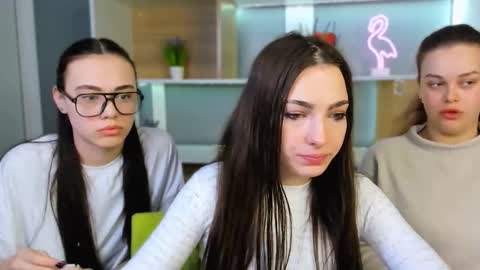 jenny_donne online show from February 26, 6:39 am