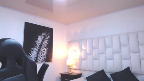 Jeremy lane online show from February 25, 11:41 pm