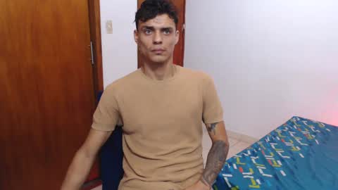 Snapshot of jeremymaster chatting on December 13, 1:59 am Jeremy online show from December 13, 1:59 am