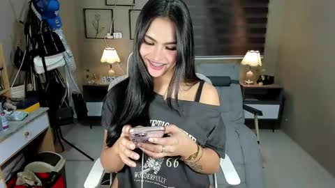 Snapshot of jerkingjenaxxx chatting on October 3, 2:25 pm JENA online show from October 3, 2:25 pm