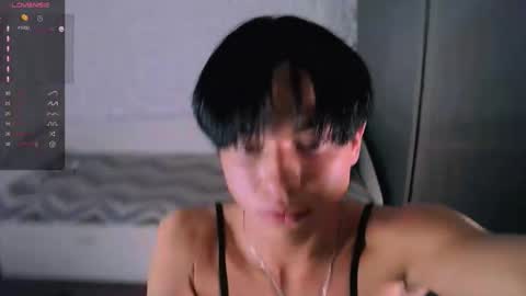 Snapshot of jerrybomb_ chatting on September 22, 2:43 pm Jerrybomb online show from September 22, 2:43 pm
