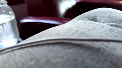 Jeremys room chill and puff one enjoy online show from January 21, 2:37 pm