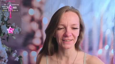 jesica_moon_peachyy online show from April 5, 4:31 am
