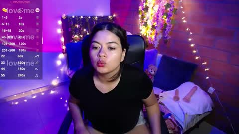 Jessi online show from January 8, 8:58 pm