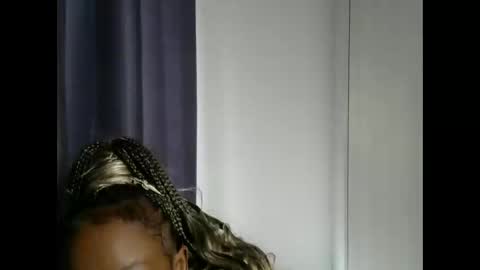 Snapshot of jessajoyy chatting on February 17, 5:04 am jessajoyy online show from February 17, 5:04 am