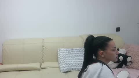 JessaRay online show from February 12, 3:15 pm