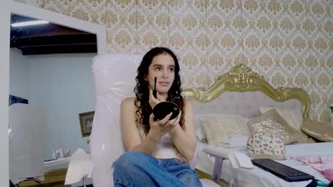 Snapshot of jessb_ chatting on September 9, 6:19 pm jessb_ online show from September 9, 6:19 pm