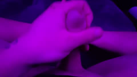 jesseboyy online show from April 5, 3:14 am