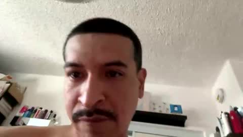 Hungjessy online show from March 21, 5:06 pm