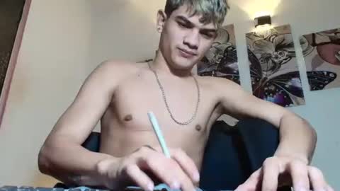 jesshot_bigcock online show from January 8, 1:39 pm