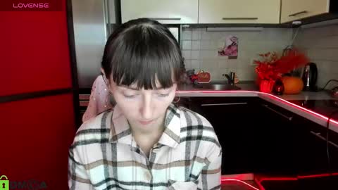 jessicaforris online show from November 22, 8:57 am