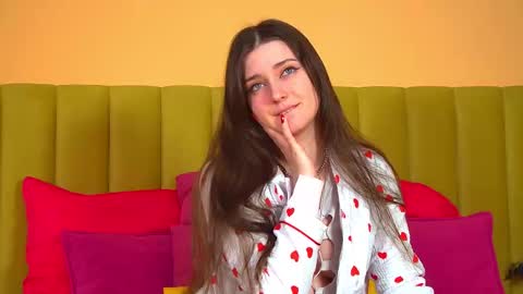 Jessica online show from February 4, 6:50 am