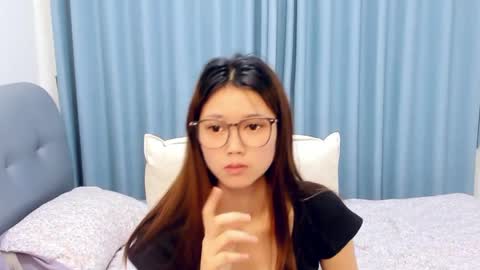jessicalena online show from May 14, 5:44 pm