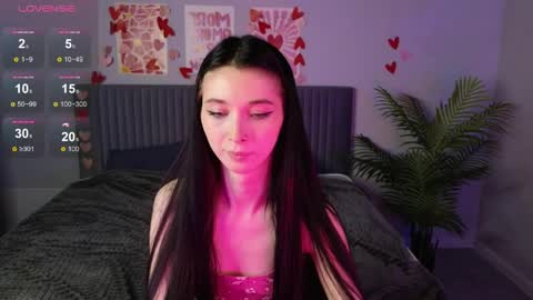 Jessica online show from April 12, 7:45 am