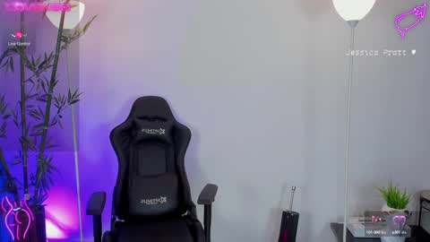  Jessica Pratt  IG jessicaxpratt online show from February 19, 11:04 pm