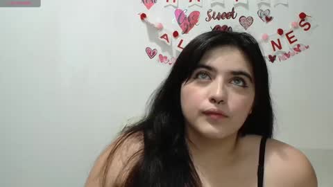 jessicared18 online show from February 15, 10:00 am