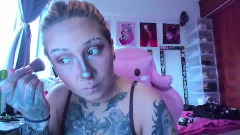 Your Sweet Angel online show from February 27, 8:45 pm