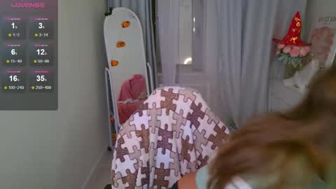 Jessi online show from October 25, 2:17 pm