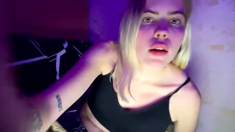 jessika_evans online show from November 28, 9:22 pm