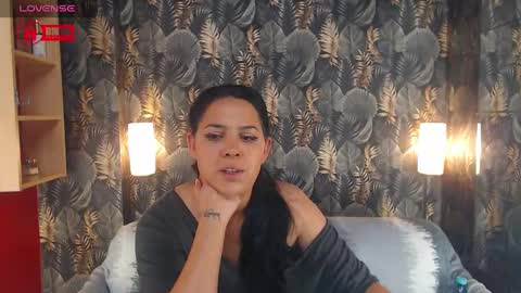Snapshot of jessthewicked chatting on December 23, 6:26 pm JessTheWicked online show from December 23, 6:26 pm