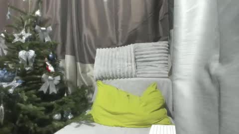 Jessy online show from December 15, 8:16 pm