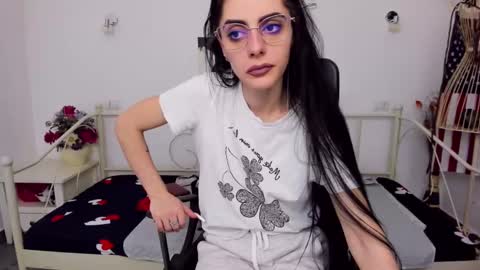 Jessy online show from February 25, 10:53 pm