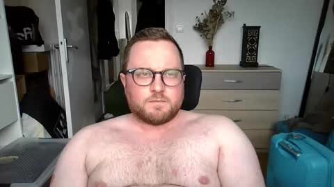 jeuneloup92 online show from February 27, 3:59 pm