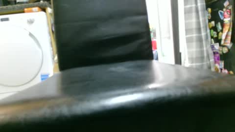 Snapshot of jez619 chatting on October 13, 9:22 am jez619 online show from October 13, 9:22 am