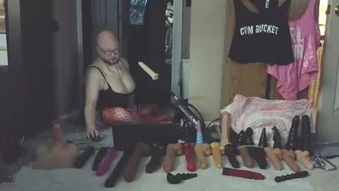 Nasty Cumslut online show from December 14, 1:39 pm