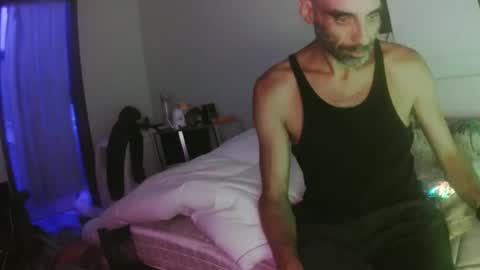 jglarsbel online show from January 16, 11:30 am