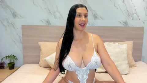 jhasly online show from May 25, 12:44 pm
