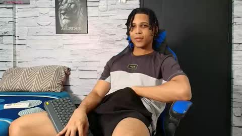 jhay_wheeler777 online show from December 20, 6:20 am