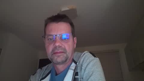 jhmec44000 online show from April 7, 9:39 pm