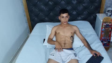 jhoanleandro online show from February 27, 8:13 am