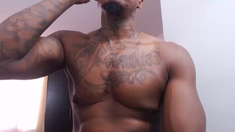 Jhon Tomson online show from February 25, 9:40 pm