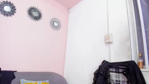 Snapshot of jhonjairo85 chatting on October 11, 5:45 am Jhon online show from October 11, 5:45 am